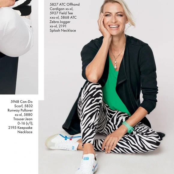 CAbi 5927 FIELD TEE - Picture 9 of 9